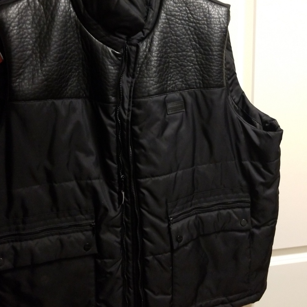 Sean John vest***Sold******